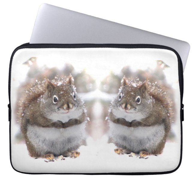 Rode eekhoorns in sneeuw laptop sleeve (Voorkant)