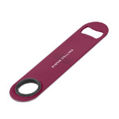 Rode Elegante Gotische Monogram Naam Middeleeuwse Speed Flessenopener (Voorkant Gekanteld)