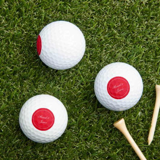 Rode Elegante Minimalistische Namen Kalligrafie Golfballen (Insitu Gras)