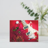 Rode elektrische gitaar met kerstversiering feestdagenkaart (Staand voorkant)