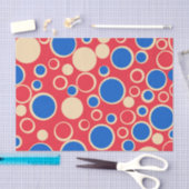 Rode en blauwe Stippen op rood Tissuepapier (Craft)