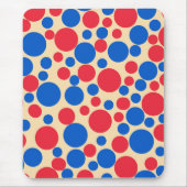 Rode en blauwe Stippen op Tan Muismat (Voorkant)