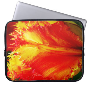 Rode en gele close-up krultulp laptop sleeve