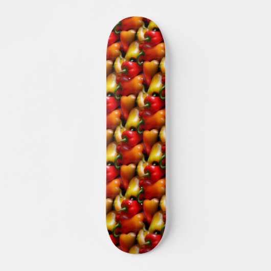 Rode en gele paprika's persoonlijk skateboard (Voorkant)