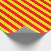 Rode en gele strepen ontwerp cadeaupapier (Hoek)
