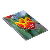 Rode en gele tulp bloemige tuin foto notitieboek (Rechterzijde)