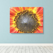 Rode en gele zonnebloempandoek canvas afdruk (Insitu (Houten vloer))