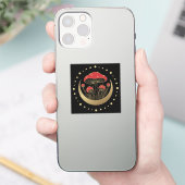 Rode en gouden champignons met halve maan op zwart sticker (Telefoon)
