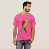 Rode en groene chili pepers. t-shirt (Voorkant volledig)