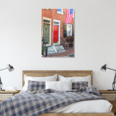 Rode en groene deur op Philadelphia Alley Canvas Afdruk (Insitu (Slaapkamer))