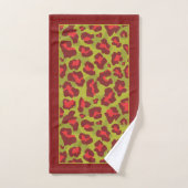 Rode en groene luipaard print en monogram bad handdoek (Handdoek)
