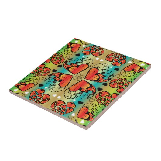 Rode en groene witte roomkleurige harten tegeltje (Zijkant)