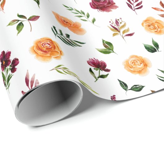 Rode en Oranje bloemen met bladpatroon Cadeaupapier (Rol Hoek)