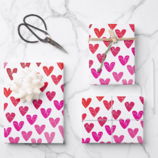 Rode en roze harten inpakpapier vel