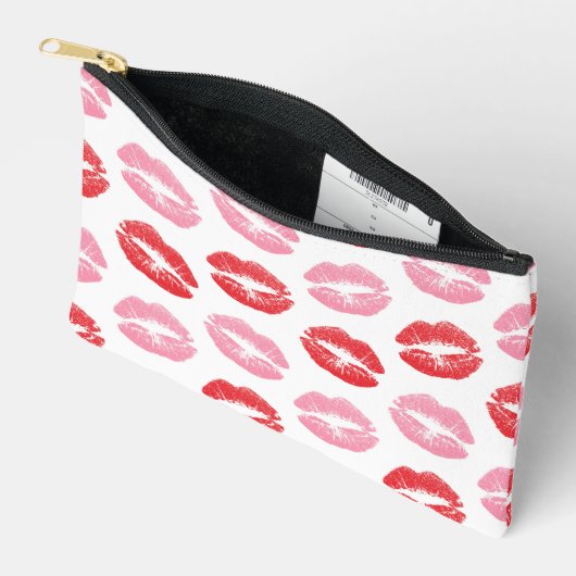 Rode en roze lippen, patroon van lippen, lippensti etui (Open)