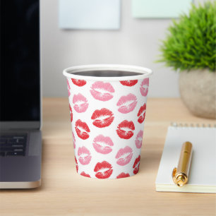 Rode en roze lippen, patroon van lippen, lippensti papieren bekers