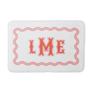 Rode en Roze op maat gemaakte Scalloped Monogram Badmat