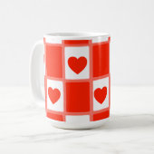 Rode en witte harten patroon cadeau Latte mok (Voorkant links)