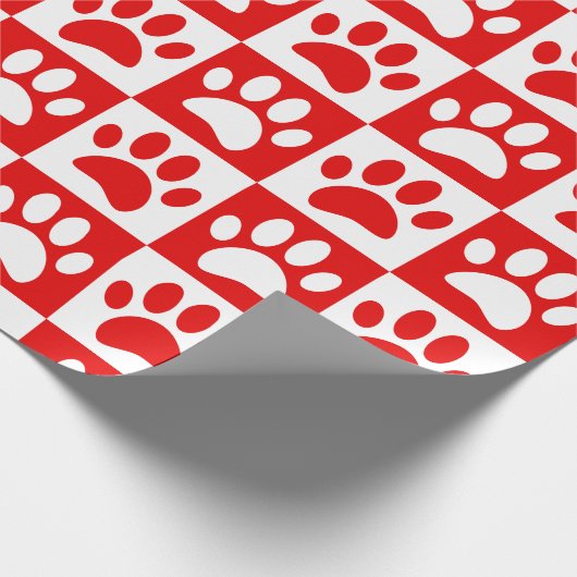 Rode en witte hondenpoten in pleinen op maat cadeaupapier (Hoek)