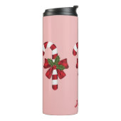 Rode en witte kerst-candy cane en aangepaste naam thermosbeker (Gedraaid links)