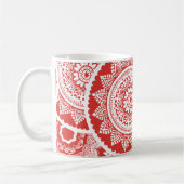 Rode en witte mok met mandala patroon (Links)