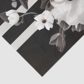Rode en witte papavers op zwarte decoupage tissuepapier (Detail)