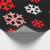 Rode en witte sneeuwvlokken cadeaupapier (Hoek)