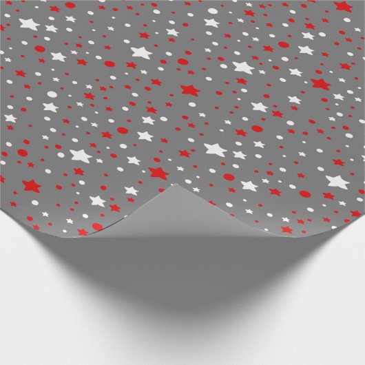 Rode en witte sterren op grijs omslagpapier cadeaupapier (Hoek)