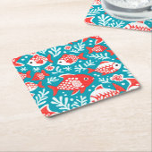 Rode en witte vis patroon blauw kartonnen onderzetters (Schuin)