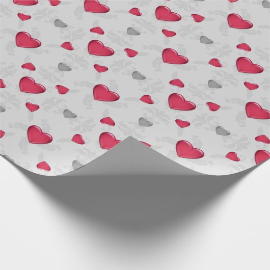 Rode en zilverharten cadeaupapier (Hoek)