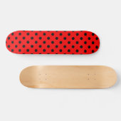 Rode en zwarte pooldots persoonlijk skateboard (Horizontaal)