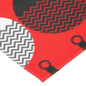 Rode en zwarte retro kerstbal tafelkleed (Gekanteld)