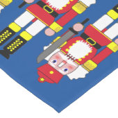 Rode en zwarte voedingskrakers op blauwe achtergro medium tafelloper (Hoek)