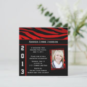 Rode en Zwarte Zebra Print Afstuderen Uitnodiging (Staand voorkant)