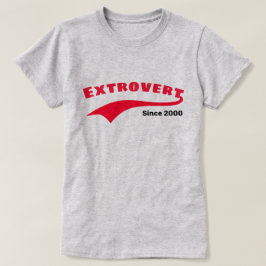 Rode Extrovert Typografie Swoosh Aangepaste Datum T-shirt