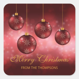 Rode feestelijke kerstcadeautjes met aangepaste te vierkante sticker