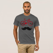 Rode fiets en snor t-shirt (Voorkant volledig)