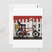 Rode fietsenretro 1970-kaper briefkaart (Voorkant / Achterkant)