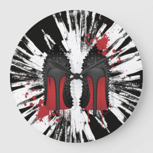 Rode flessen Stilettos hakken spatters en druppelt Grote Klok