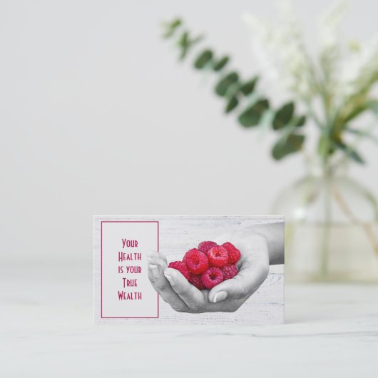 Rode frambozen in Hand Visitekaartje (Staand voorkant)