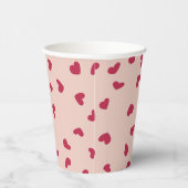 Rode gedoelde harten op perzik papier kopjes papieren bekers (Rechts)