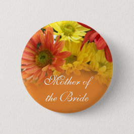 Rode, gele, oranje madeliefjesbloem trouwnaam ronde button 5,7 cm
