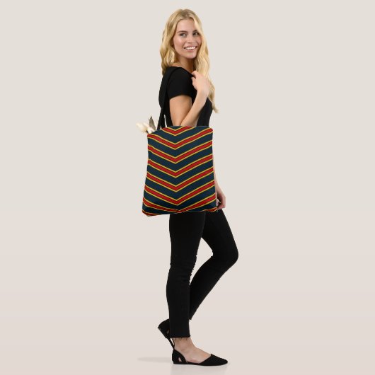 Rode gele reflecterende Chevrons Tote Bag (Op model)