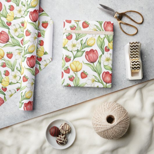 Rode Gele Tulp Bloemen Aardbeien Cadeaupapier (Crafts)