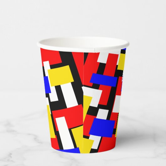 Rode, gele, zwarte, blauwe en groene blokken papieren bekers (Rechts)