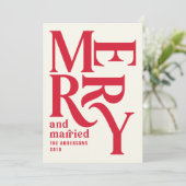 Rode  genade en gehuwde bruiloft aankondiging (Staand voorkant)