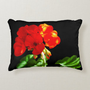Rode geranenbloem decoratief kussen