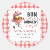 Rode Gingham Burger BBQ Baby Shower Sticker (Voorkant)