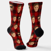Rode Gingham Grappig Koppel Gezicht Custom Kerstmi Sokken (Gebogen)