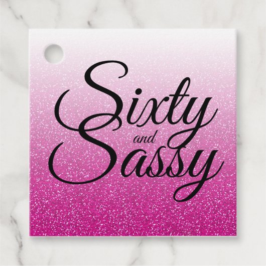 Rode Glitter Ombre 60 en Sassy 60e Verjaardag Bedankjes Labels (Voorkant)